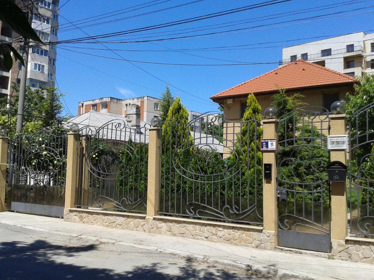 Casa Edwin Constança Exterior foto